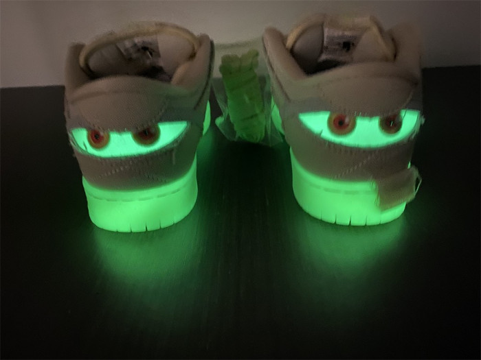 nike sb dunk low mummy - dm0774-111