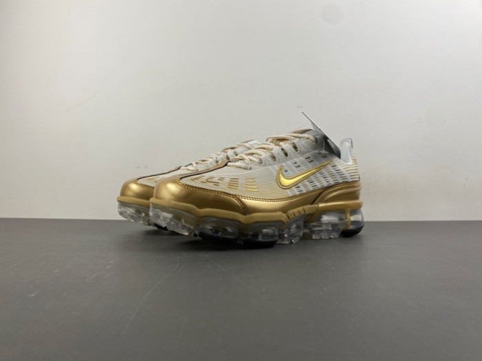 Nike Air VaporMax 360 White Metallic Gold CK9670-101