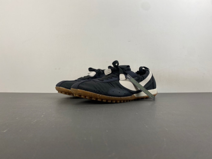 Ja*qvemvs x Nike Wmns Moon Shoe SP Off Noir HV8547-001