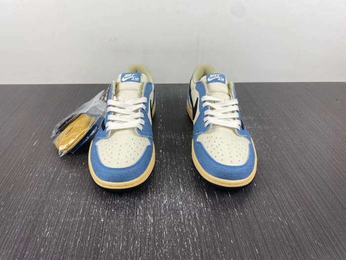 Travis Scott x Air Jordan 1 Low DM7866-902-02