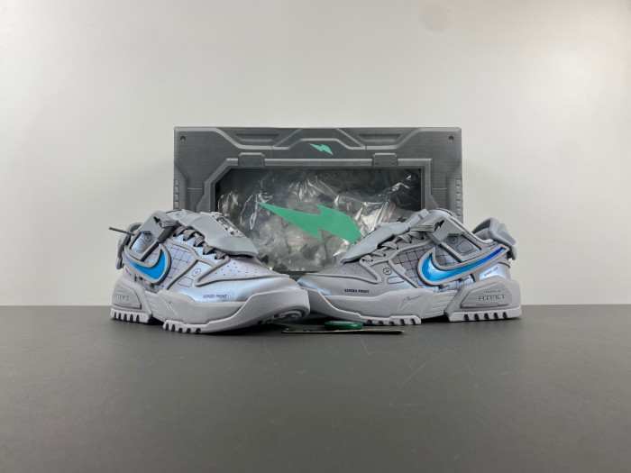 RTFKT x Nike Dunk Genesis 