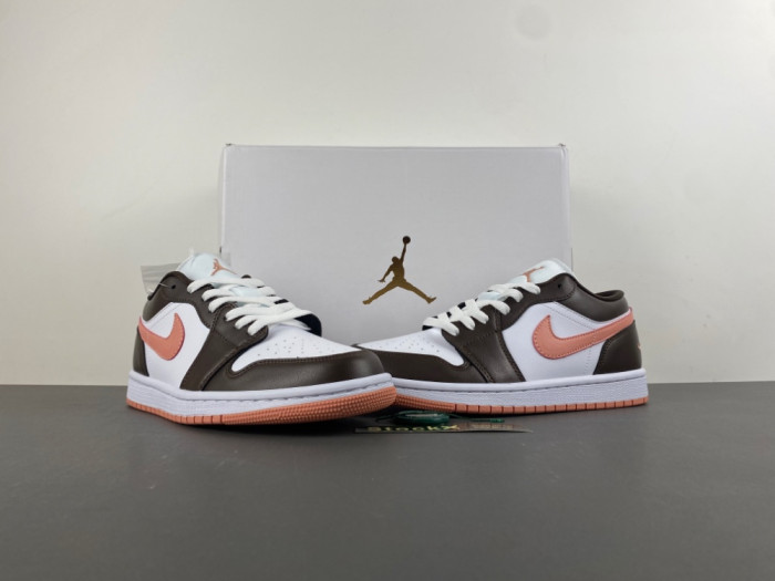 Air Jordan 1 Low 