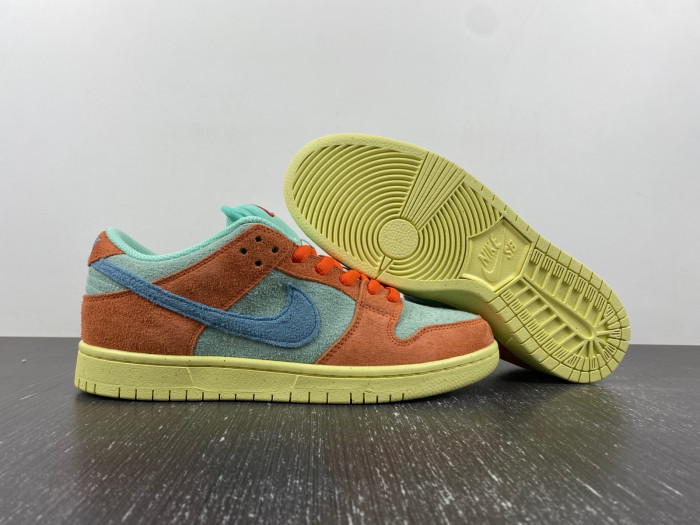 nike sb dunk low orange noise aqua dv5429-800