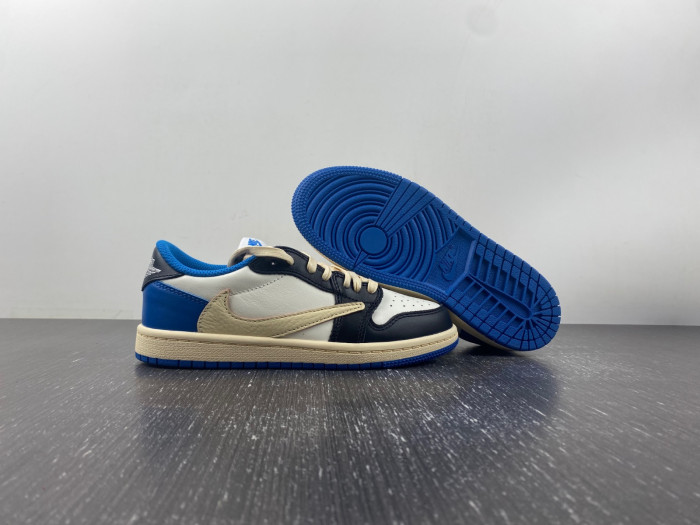 KIDS Fragment Design x Travis Scott x Air Jordan 1 Retro Low DM7866-140