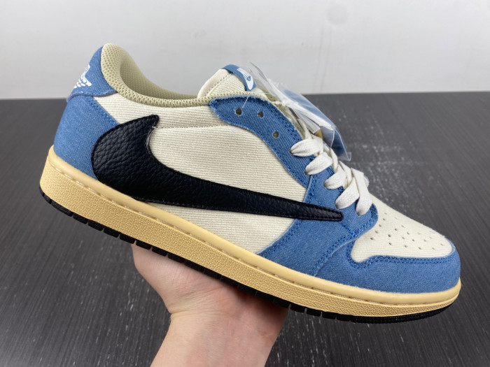 Travis Scott x Air Jordan 1 Low DM7866-902-02