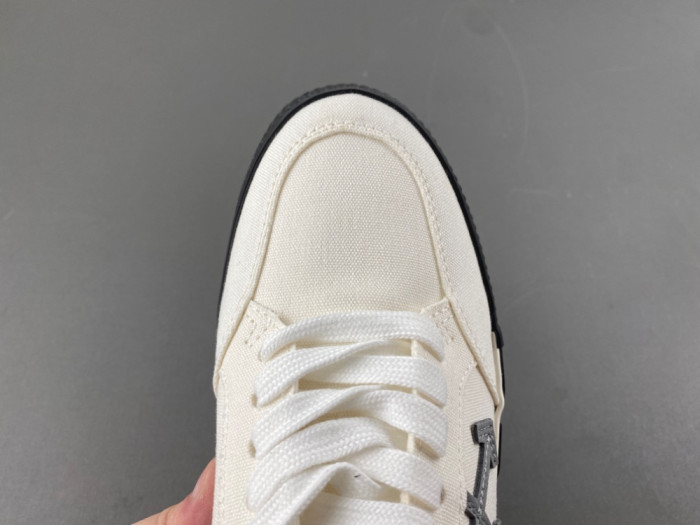 OFW SNEAKERS GY05110-039