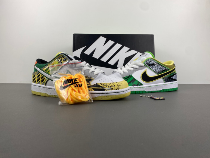 The University of Oregon x Nike Dunk Low "What The Ducks of a Feather HV1454-100