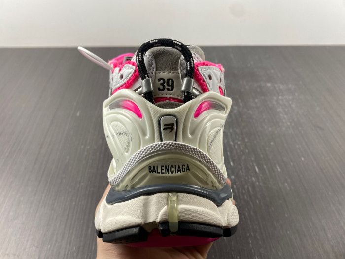 blcg runner sneaker bm5623-008