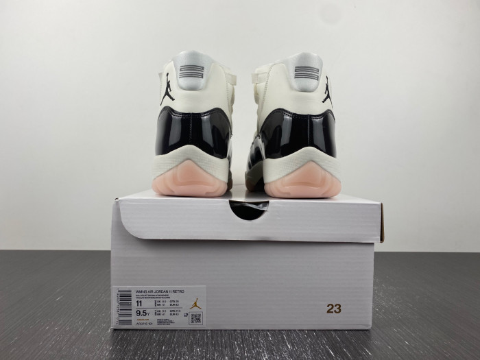 air jordan 11 wmns neapolitan ar0715-101