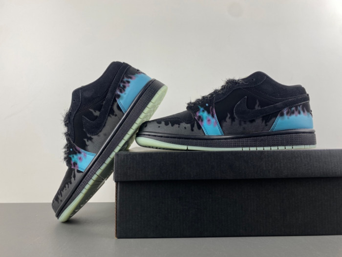 Air Jordan 1 Low “Fortune Fly” HQ3442-001