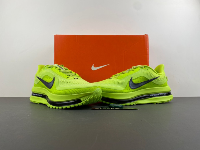 Nike Air Zoom Pegasus PreM1vm Volt HQ2592-700