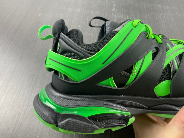 blcg track 3.0 trainer vl5692366-4589