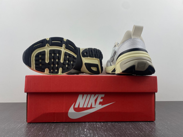 nike runtekk fd0736-100