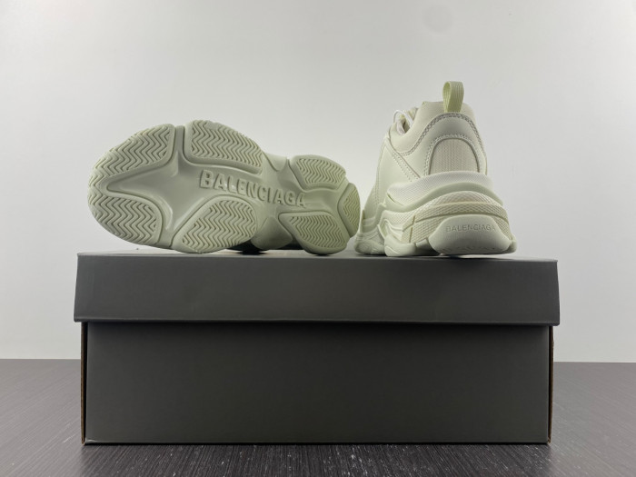 blcg sneaker triple.s sneakers 58963 w1y58963