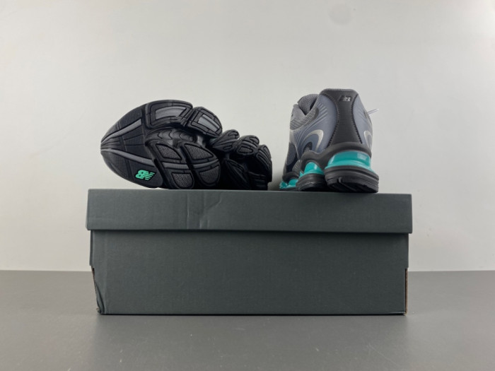 New Ba1an*e Abzorb 2000 Castlerock Dark Silver U20007PF