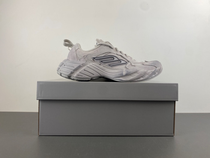 BLCG Sneaker 825418 WDWTS 1976