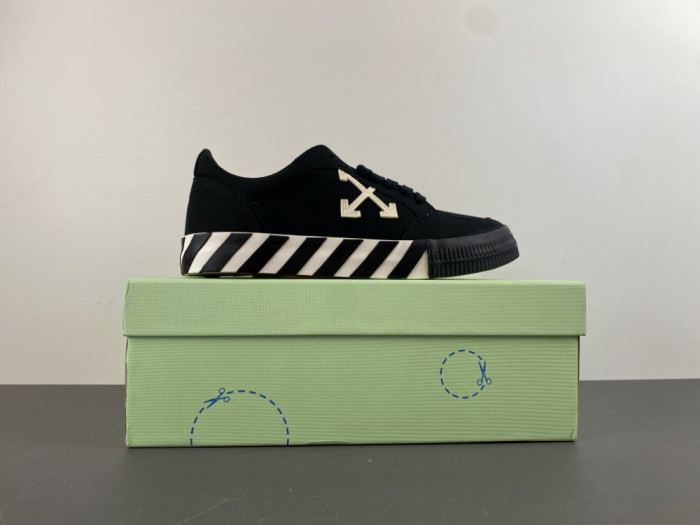 OFW SNEAKERS GY05110-035
