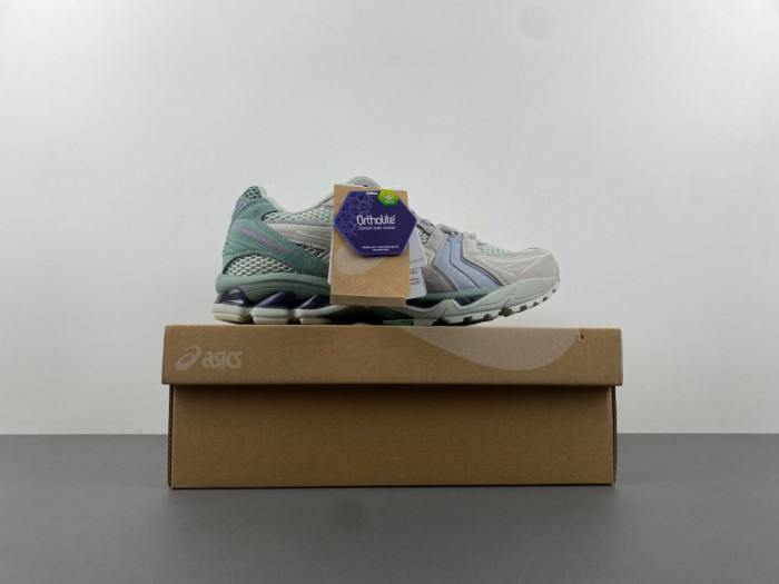 As*ic*s gel kayano 14 