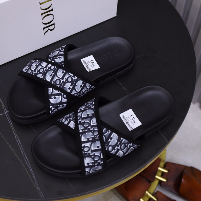 DIOR SLIPPERS
