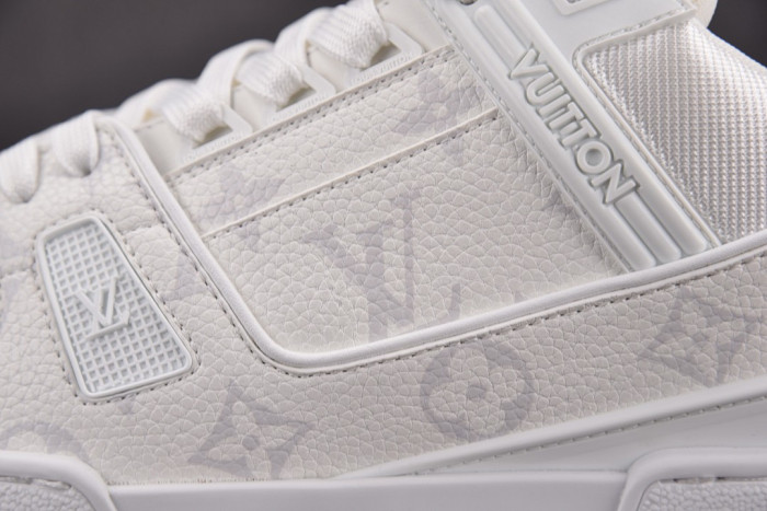 1V TRAINER 1V0425-670