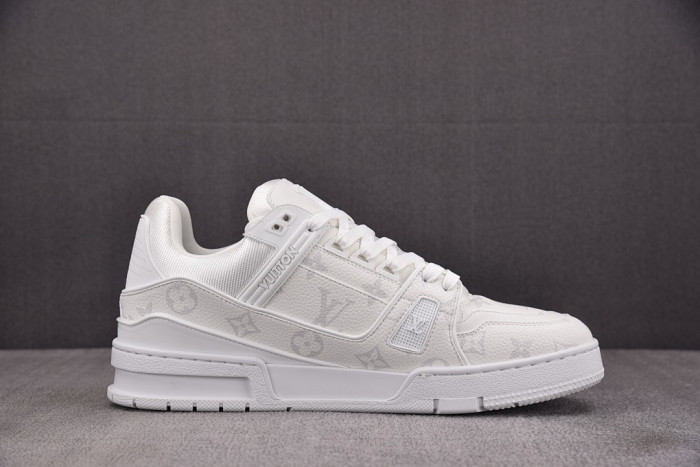 1V TRAINER 1V0425-670