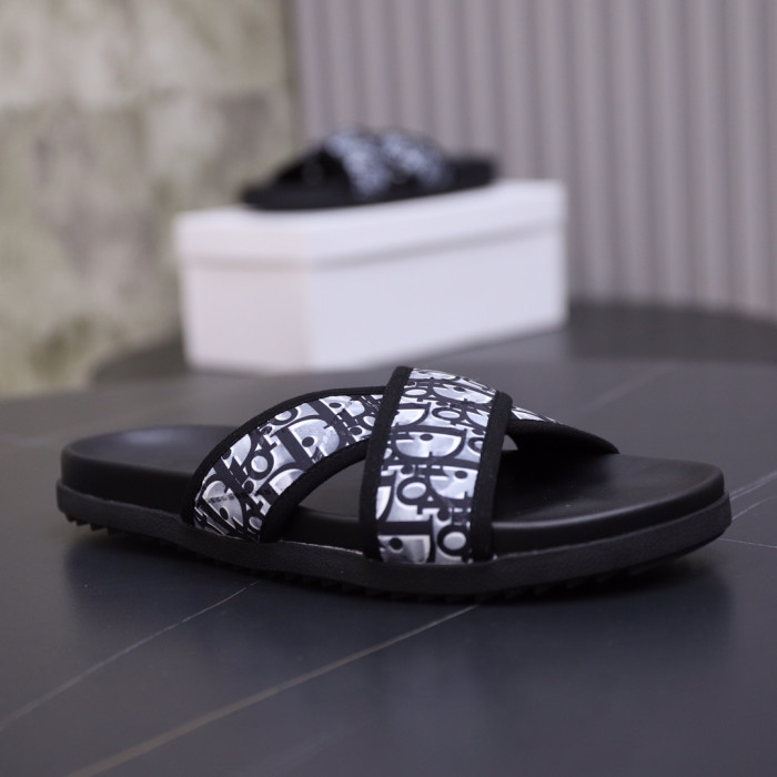 DIOR SLIPPERS