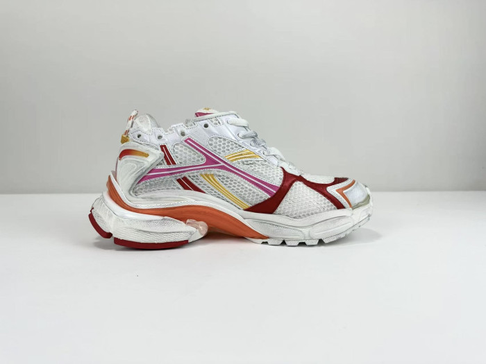 BLCG RUNNER SNEAKER W3RNY00136
