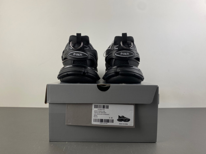 BLCG Track Sneakers 542023 W3AD3 2350