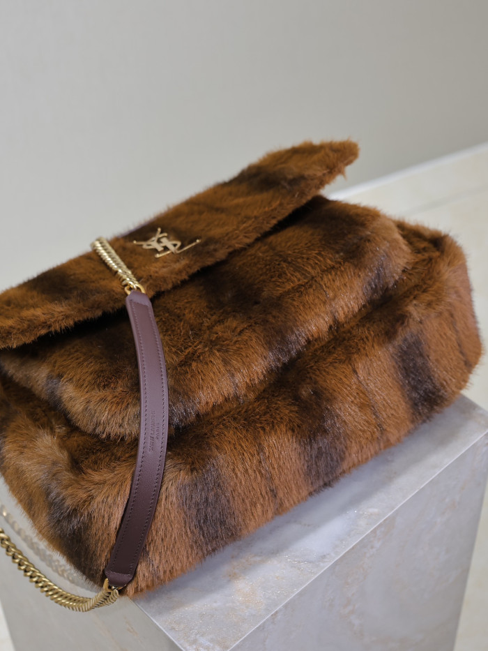 Y51 BAG B0113-251