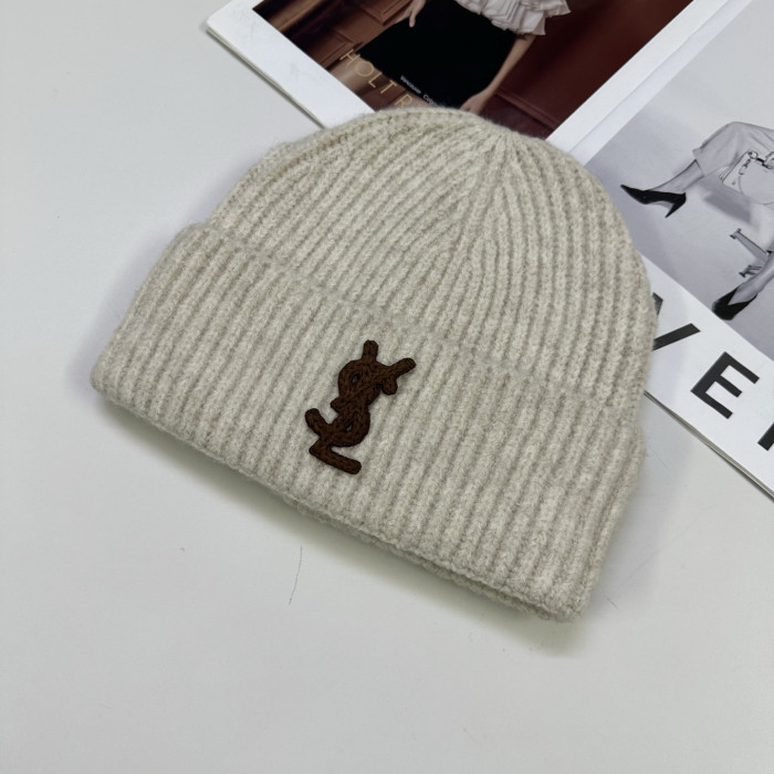 Y51 HAT0229-0523