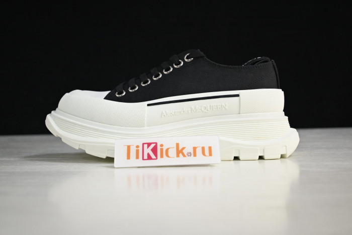 A1exa*der Mcqv*en SNEAKERS MC520050605
