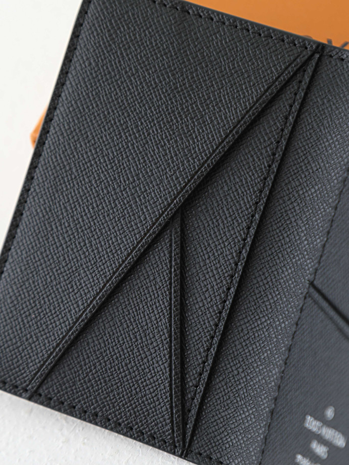 1V Wallet B0113-675
