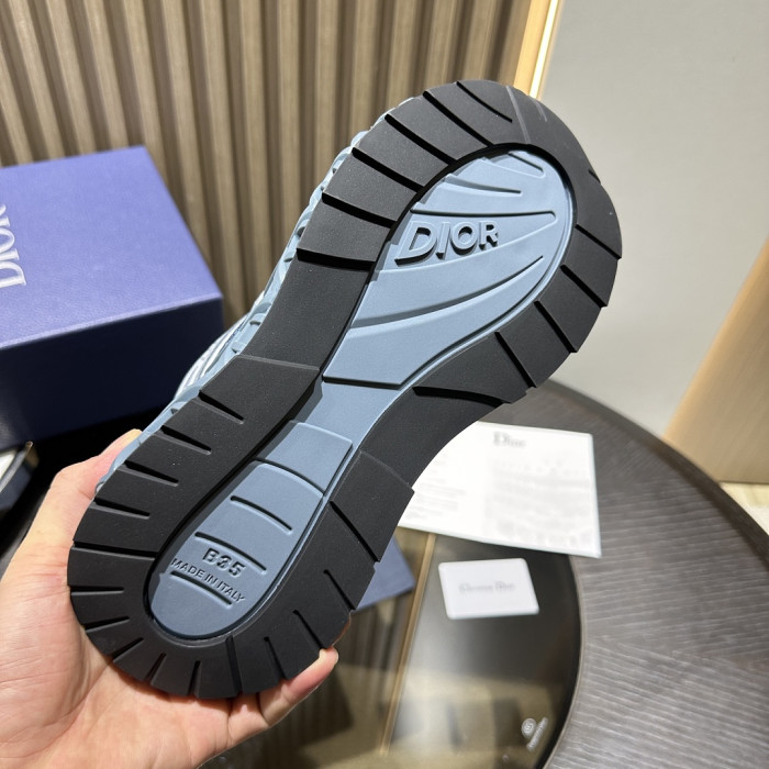 D10R SHOES B35 B35-012