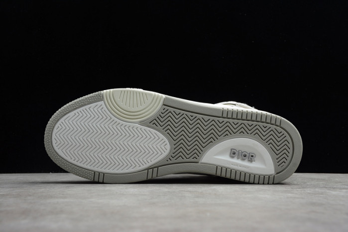 D10R B27 High Top Sneaker