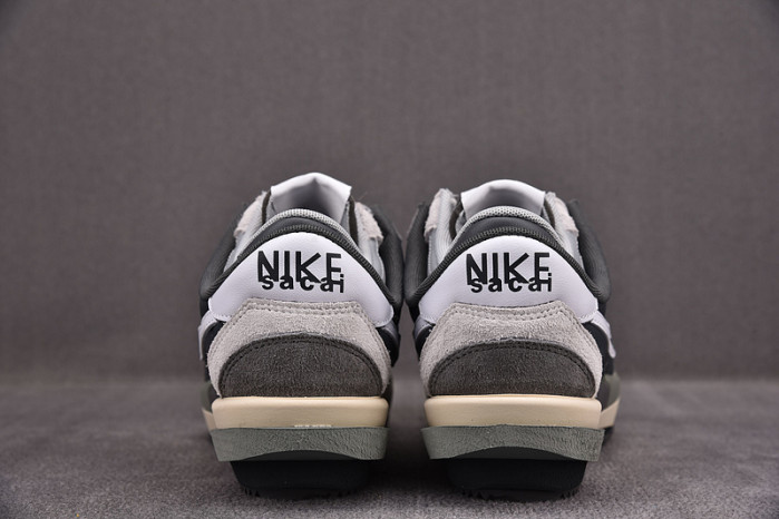 sacai x nike zoom cortez 4.0 dark grey white dq0581-001