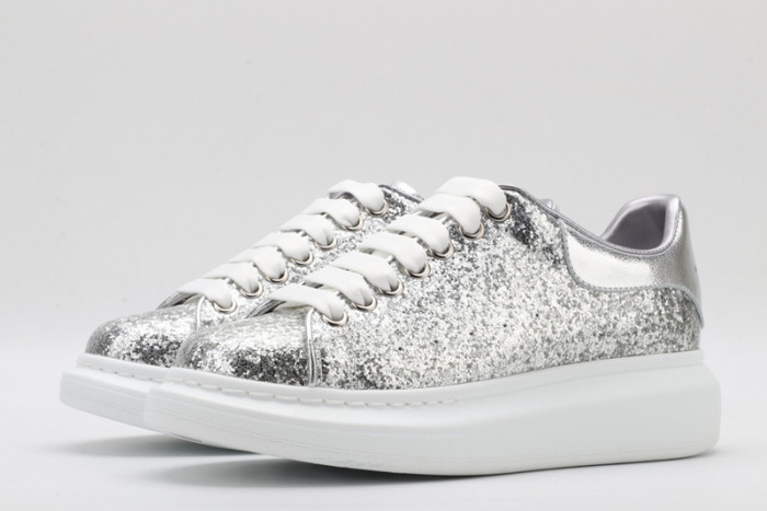 A1exa*der Mcqv*en SNEAKERS MC5563-050
