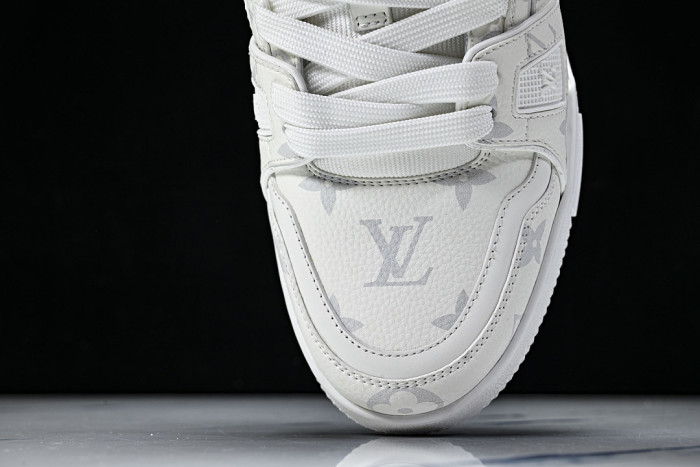 1V SNEAKERS 1V0425-279