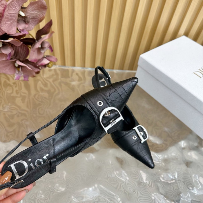 D10R SNEAKERS 8.5CM D896-136