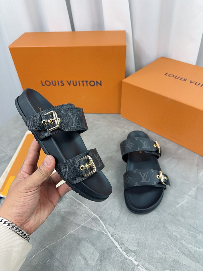 1*V SLIPPERS 11V0107-048
