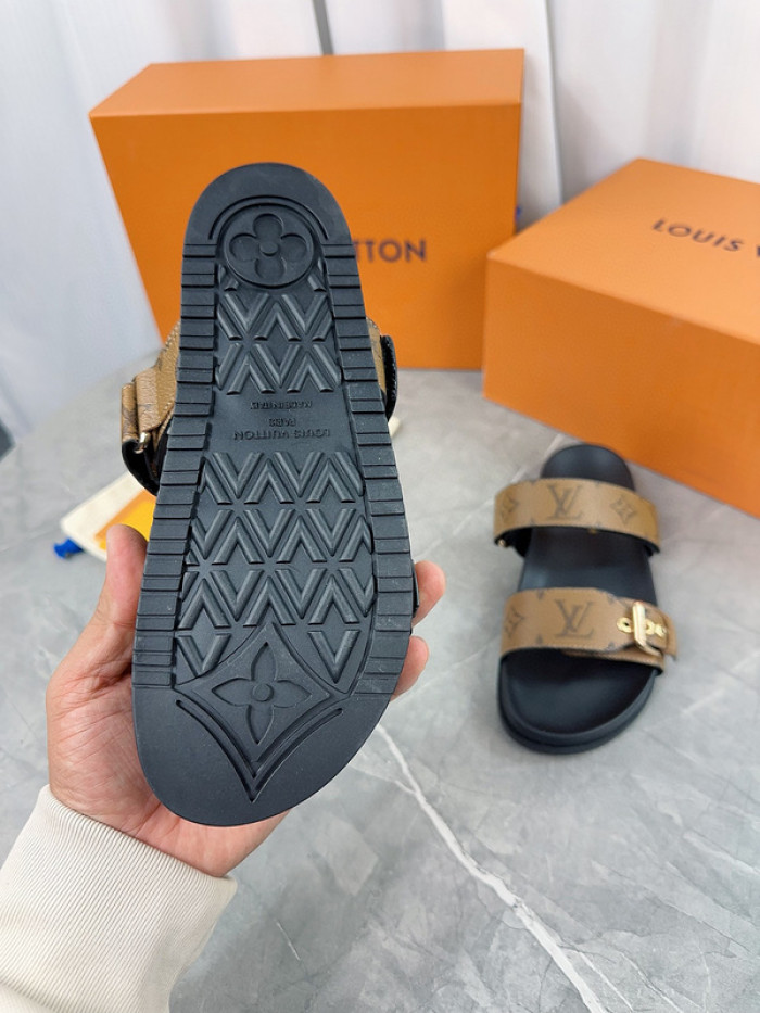1*V SLIPPERS 11V0107-051