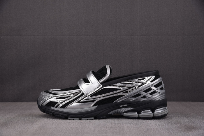 New Balance 1906L ''Silver Metallic Cream'' U1906LOB