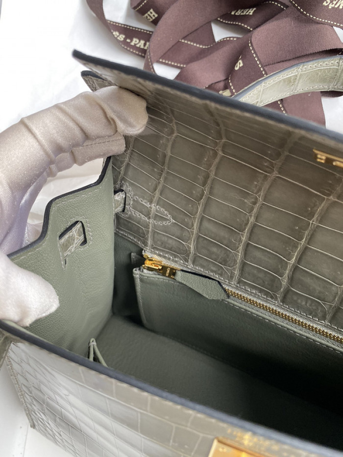 Her*mes bag B0113-193