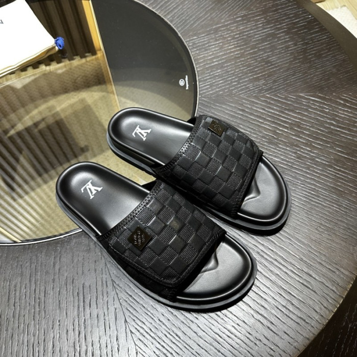 1*V SLIPPERS 11V0107-065