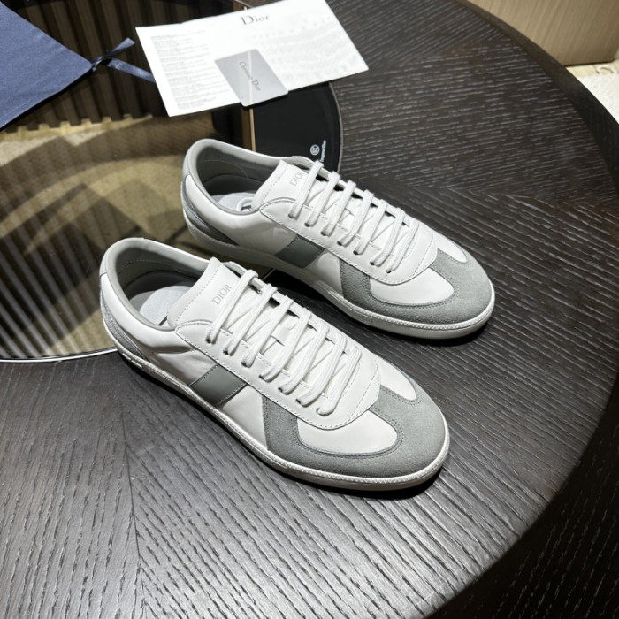 D10R SHOES B01 D896-181