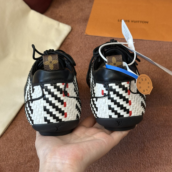 1V SHOES 1VS949