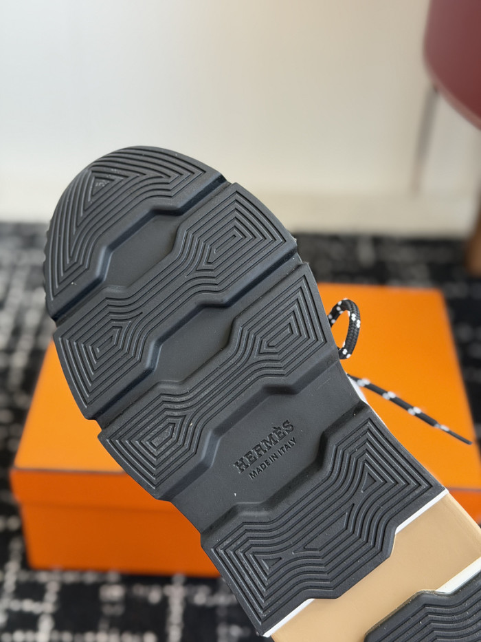 HER*MES SNEAKER HM1028-210