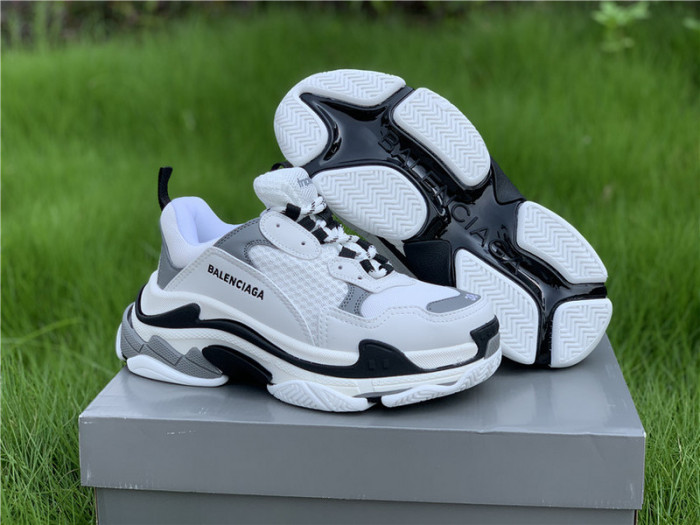 blcg sneaker triple.s sneakers bl5632-011