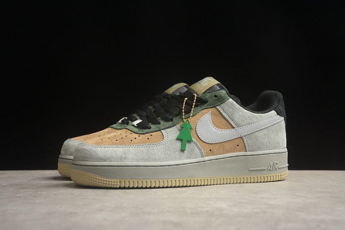 Nike Air Force 1 Low "Christmas" CQ5059-101
