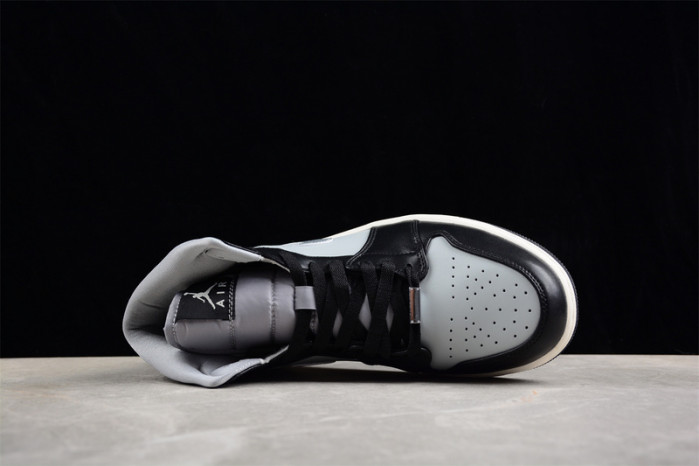 wmns air jordan 1 mid se 