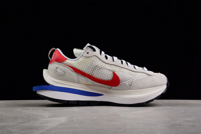 nike vaporwaffle sacai sport fuchsia game royal cv1363-100